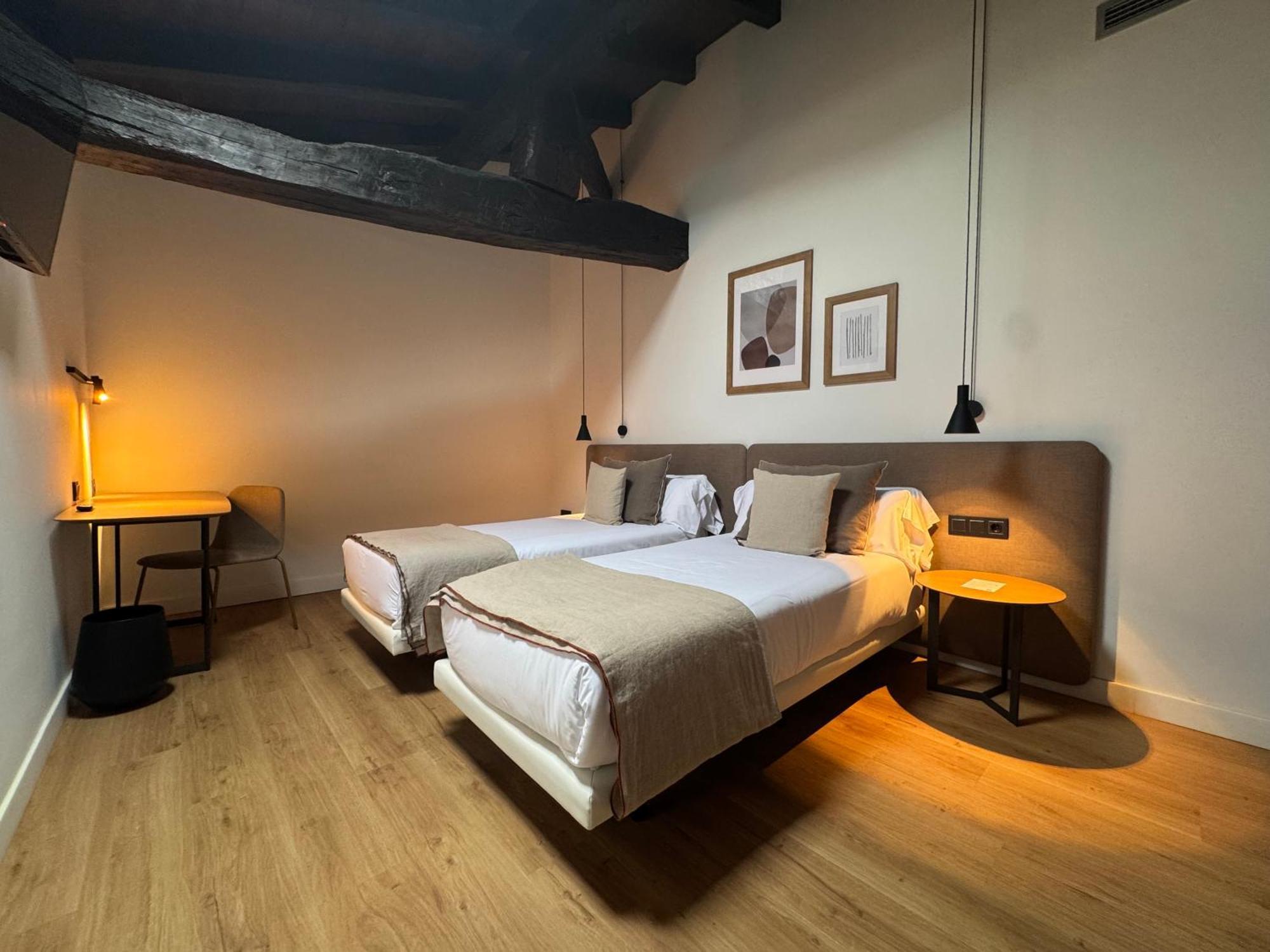 Etxeaundi Hotel Boutique Oñate Buitenkant foto